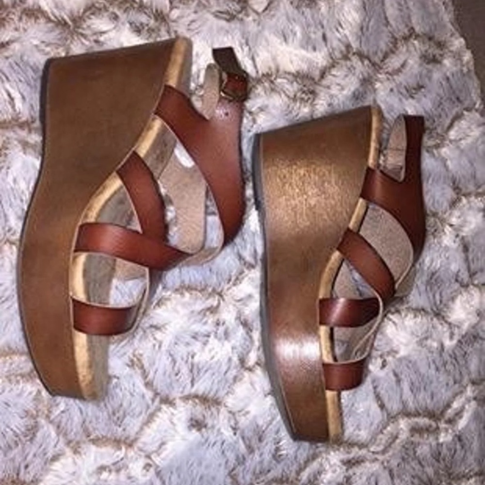 New wedges size 9